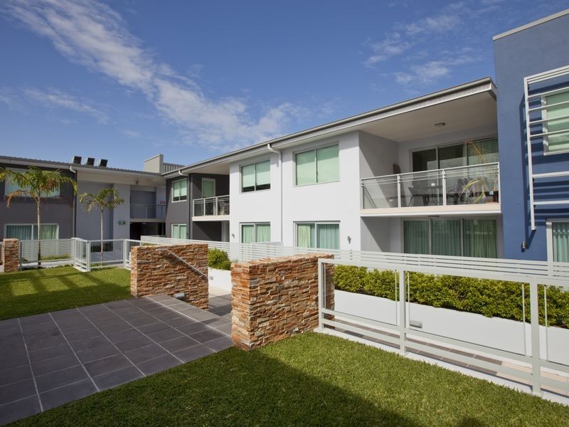 2106/10 Fifth Avenue, Palm Beach QLD 4221