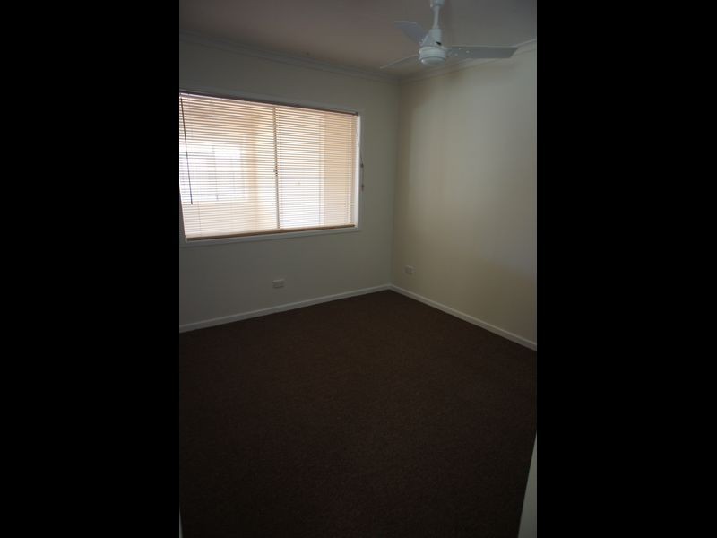 27 Twelfth Avenue, Palm Beach QLD 4221