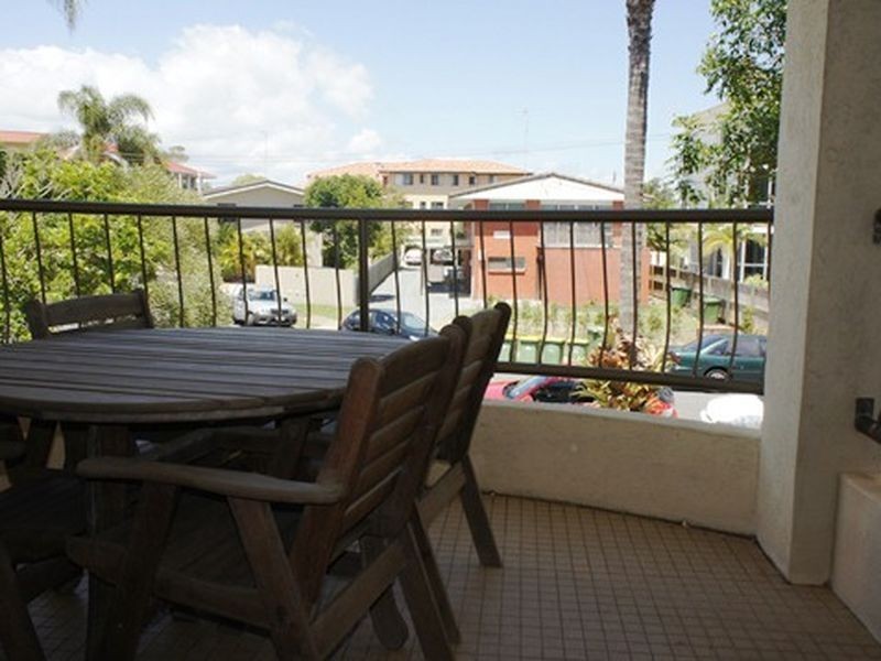 3/3 Nyrang Avenue, Palm Beach QLD 4221