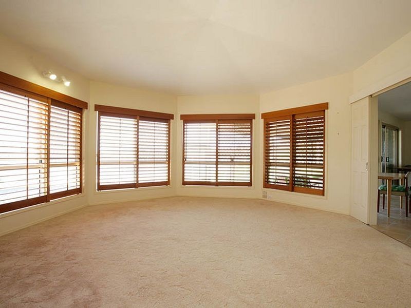 19 Acron Street, Elanora QLD 4221