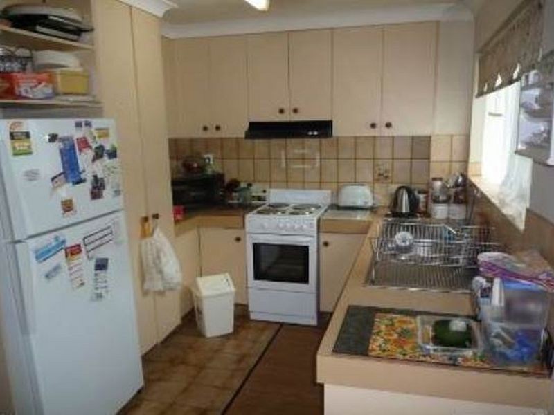 2/9 Railway Street, Southport QLD 4215