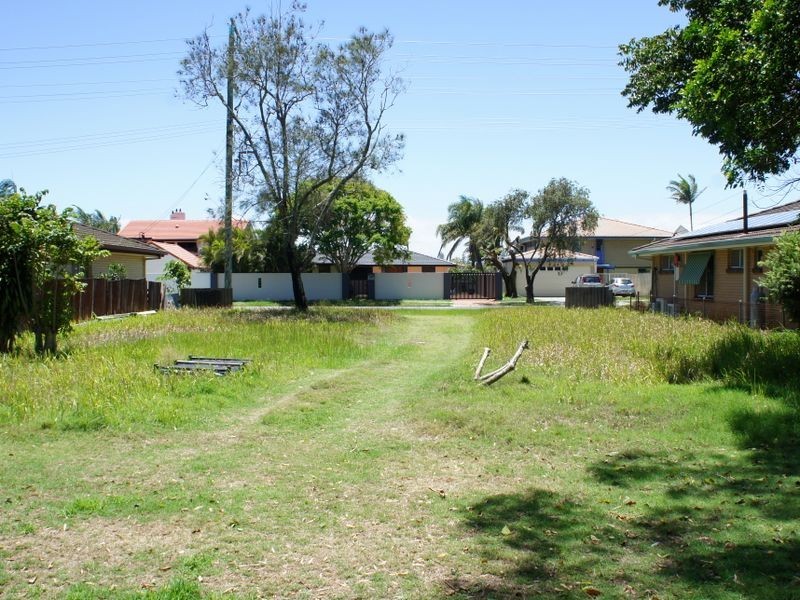 95 Mallawa Drive, Palm Beach QLD 4221