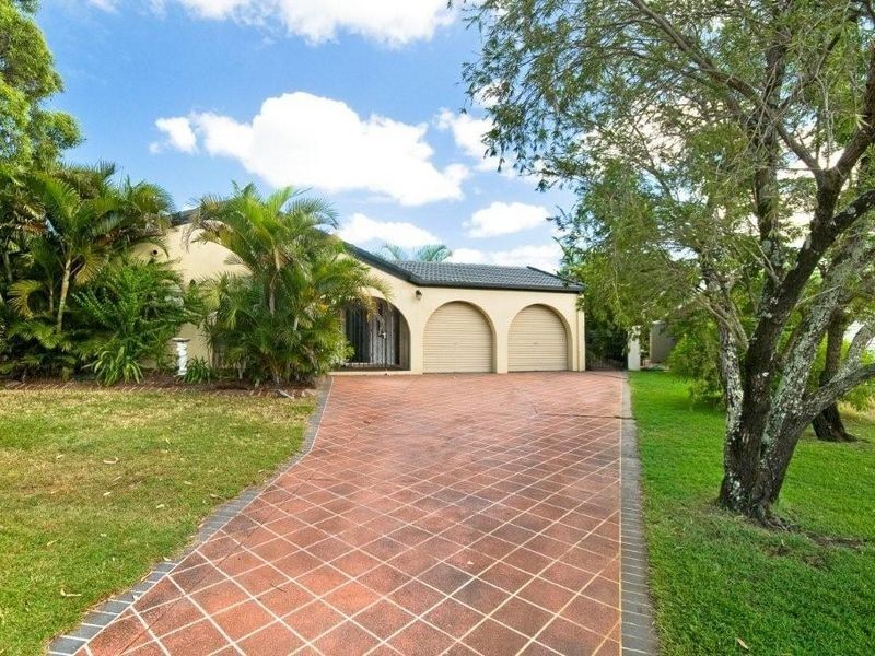 38 Spindle Street, Palm Beach QLD 4221