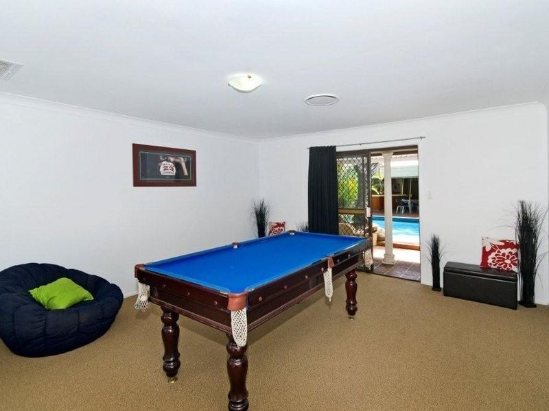 38 Spindle Street, Palm Beach QLD 4221