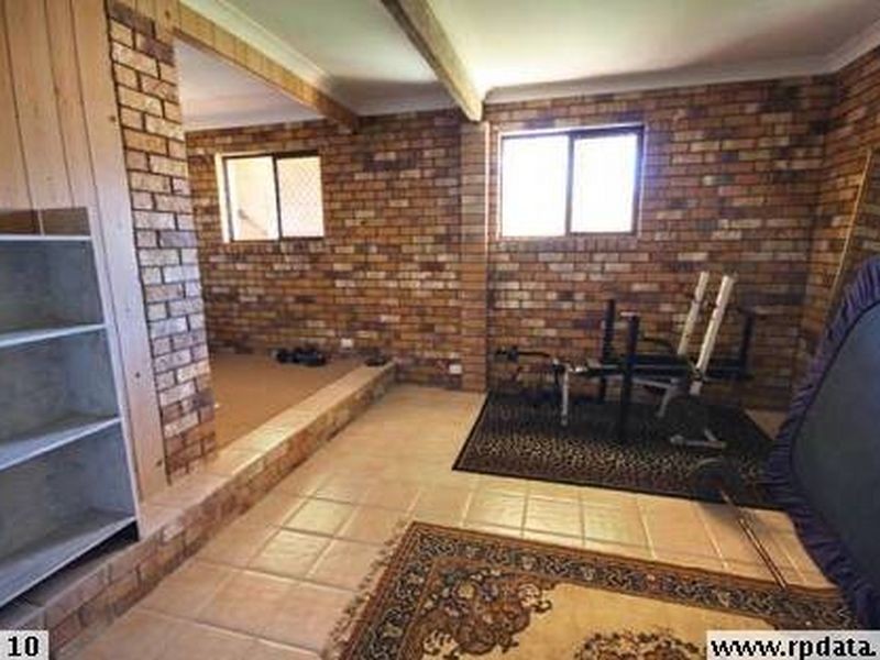 130 Murtha Drive, Elanora QLD 4221