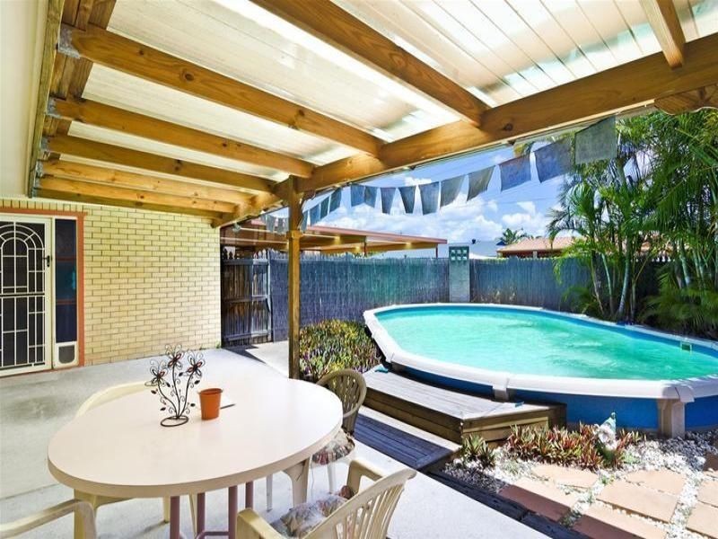 36 Tenth Avenue, Palm Beach QLD 4221