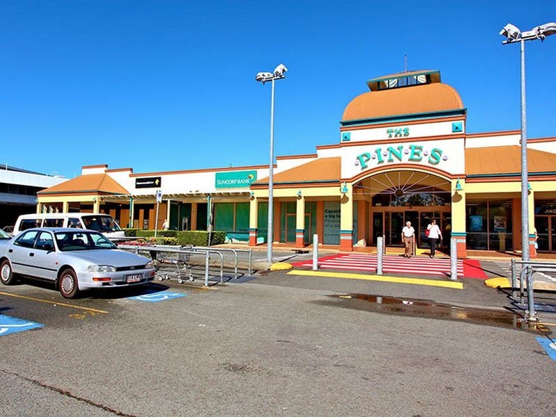 2 Leyte Avenue, Palm Beach QLD 4221