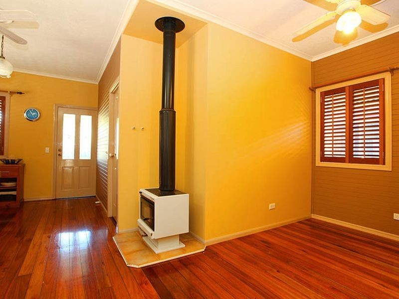 27 Fourteenth Avenue, Palm Beach QLD 4221