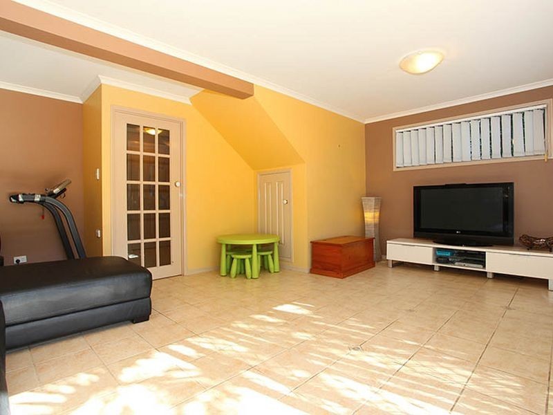 27 Fourteenth Avenue, Palm Beach QLD 4221