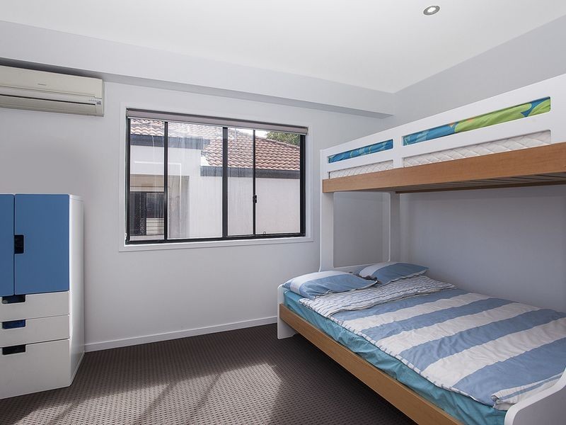 1/17 Bali Avenue, Palm Beach QLD 4221