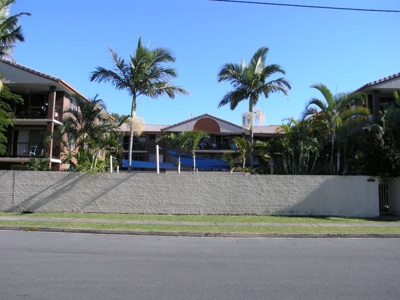 18/62-66 Sarawak Avenue, Palm Beach QLD 4221