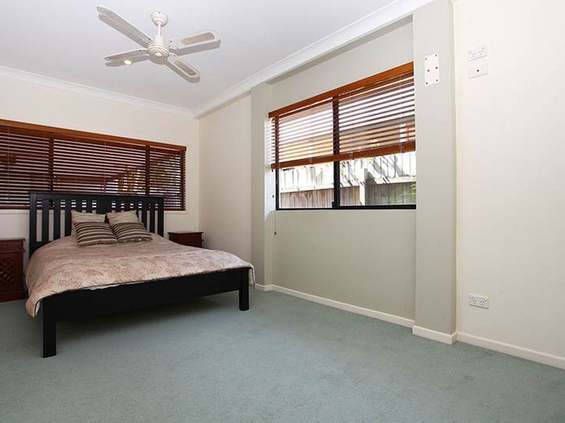 24 Cypress Terrace, Palm Beach QLD 4221