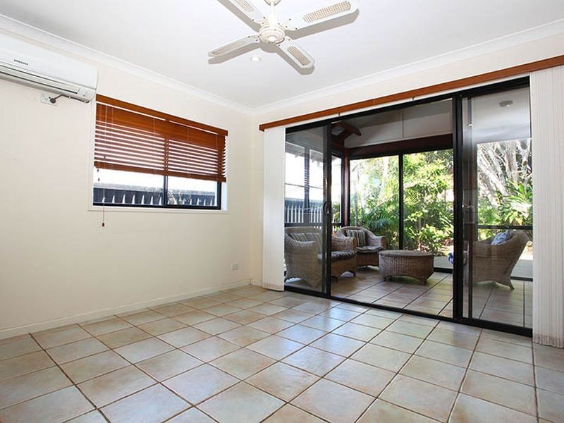 24 Cypress Terrace, Palm Beach QLD 4221