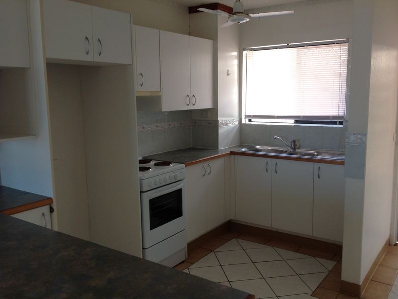 2/2 Palm Beach Ave, Palm Beach QLD 4221