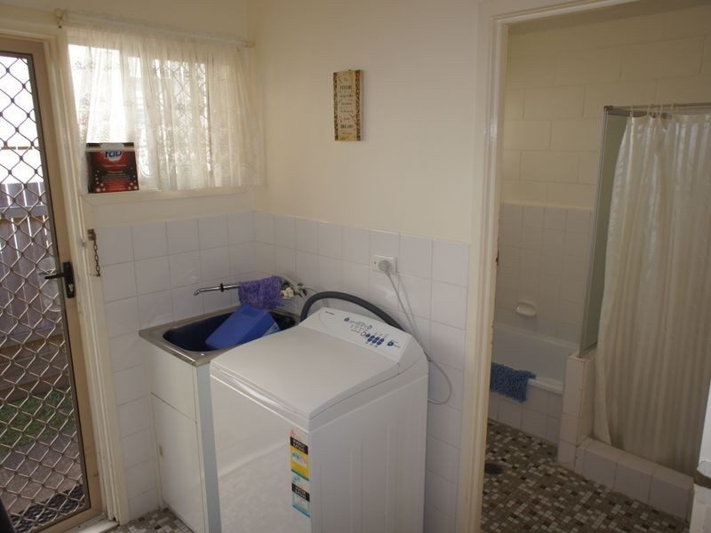 2/63 Leyte Avenue, Palm Beach QLD 4221