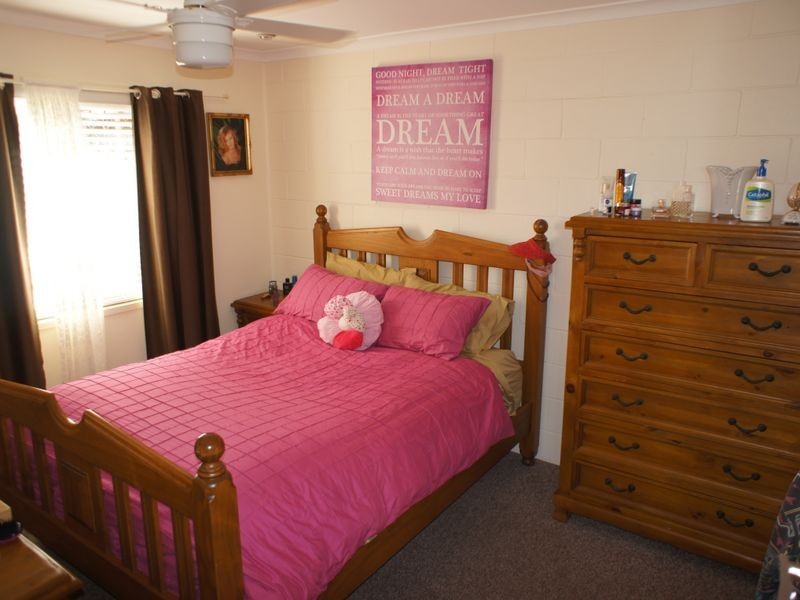 2/63 Leyte Avenue, Palm Beach QLD 4221