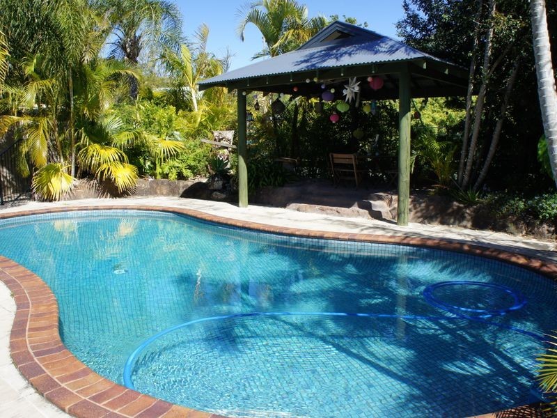 13 Heather Street, Tallebudgera QLD 4228