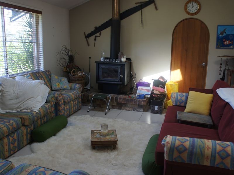 13 Heather Street, Tallebudgera QLD 4228