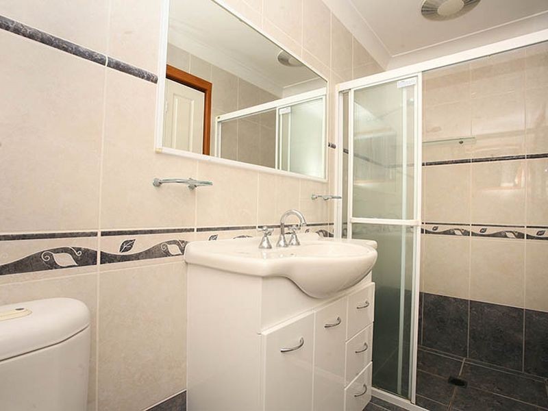 11 Dianella Court, Elanora QLD 4221