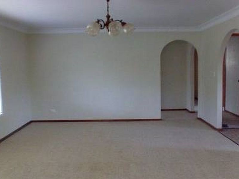 19 Foothill Street, Elanora QLD 4221