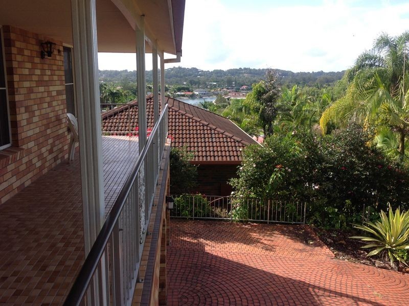 19 Foothill Street, Elanora QLD 4221