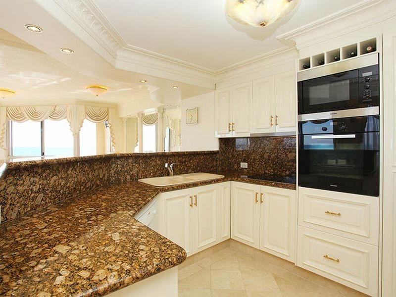 7/311 Golden Four Drive, Bilinga QLD 4225