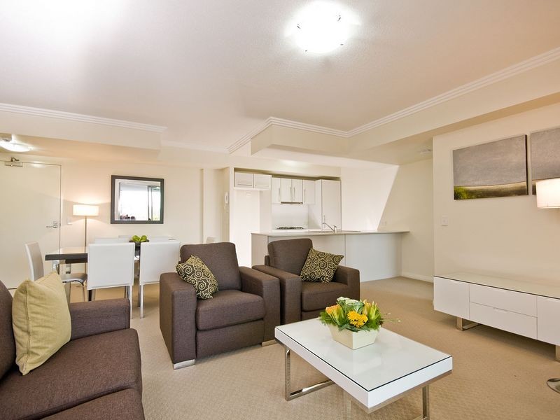 1308/10 Fifth Avenue, Palm Beach QLD 4221