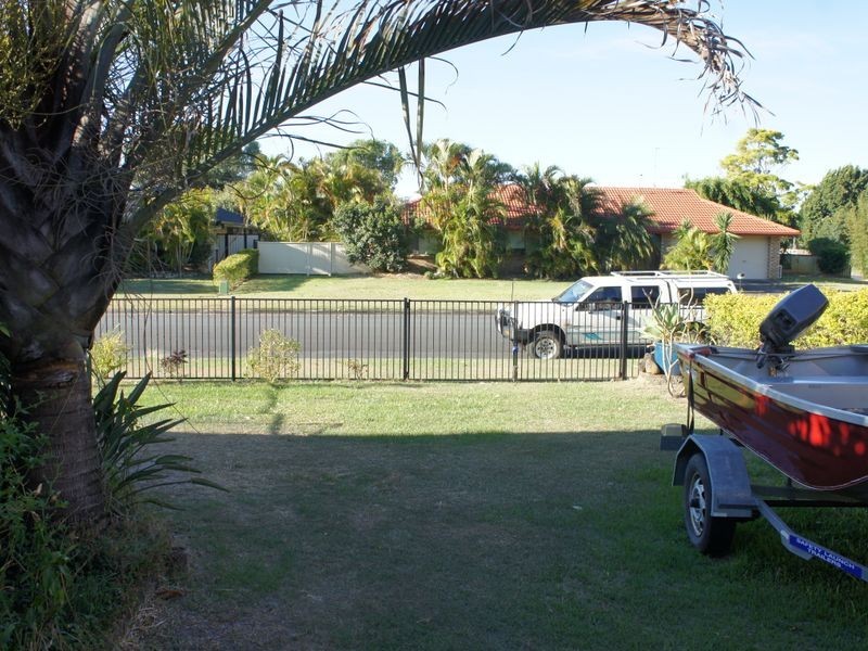 68 Japonica Drive, Palm Beach QLD 4221