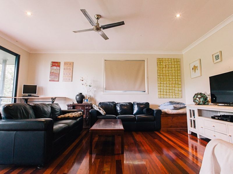 4 Sanctuary Crest, Currumbin QLD 4223