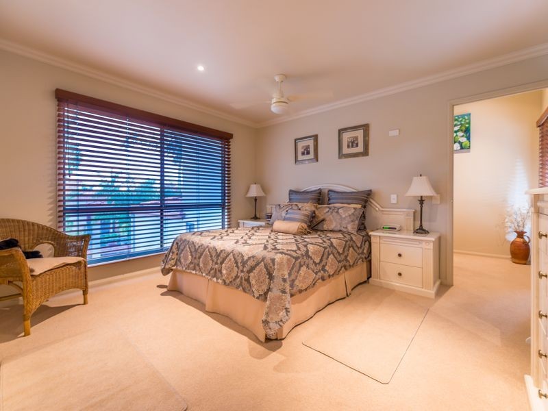 110/20 Fairway Drive, Clear Island Waters QLD 4226