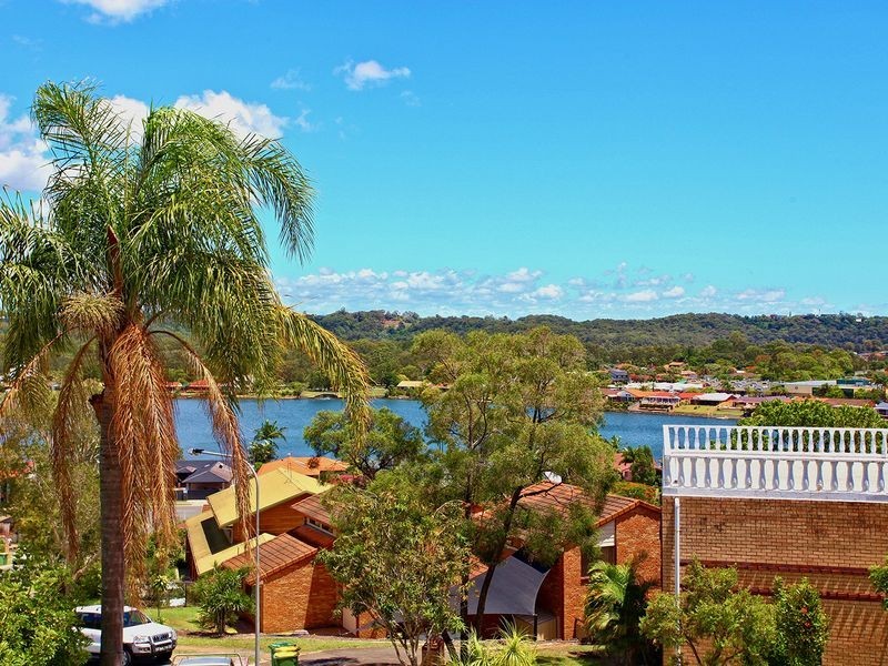 4/16 Daisy Street, Elanora QLD 4221