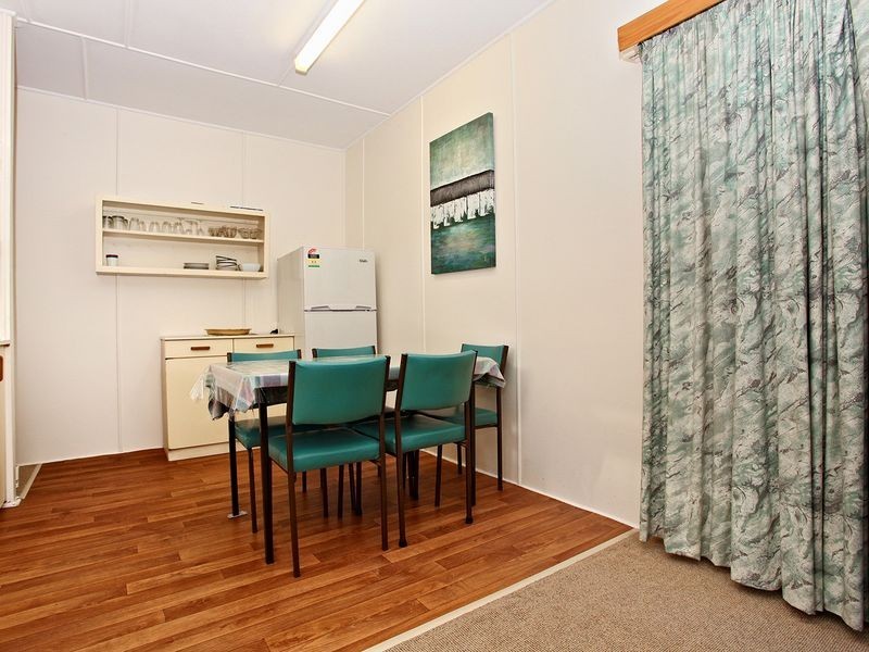 31 Twenty Fifth Avenue, Palm Beach QLD 4221