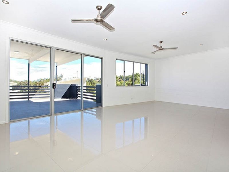 3 Mieke Court, Burleigh Heads QLD 4220