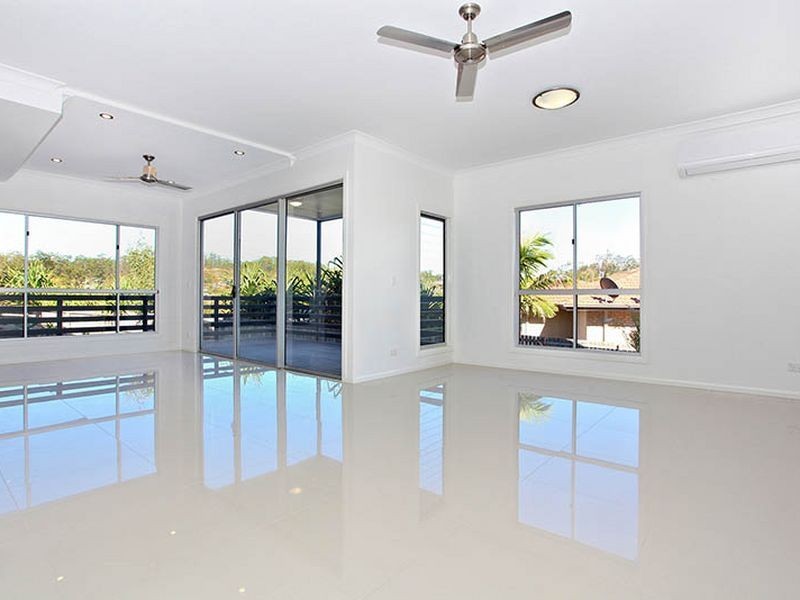 3 Mieke Court, Burleigh Heads QLD 4220