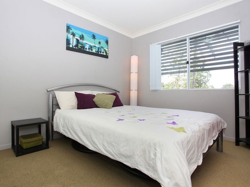 1108/33 Clark Street, Biggera Waters QLD 4216