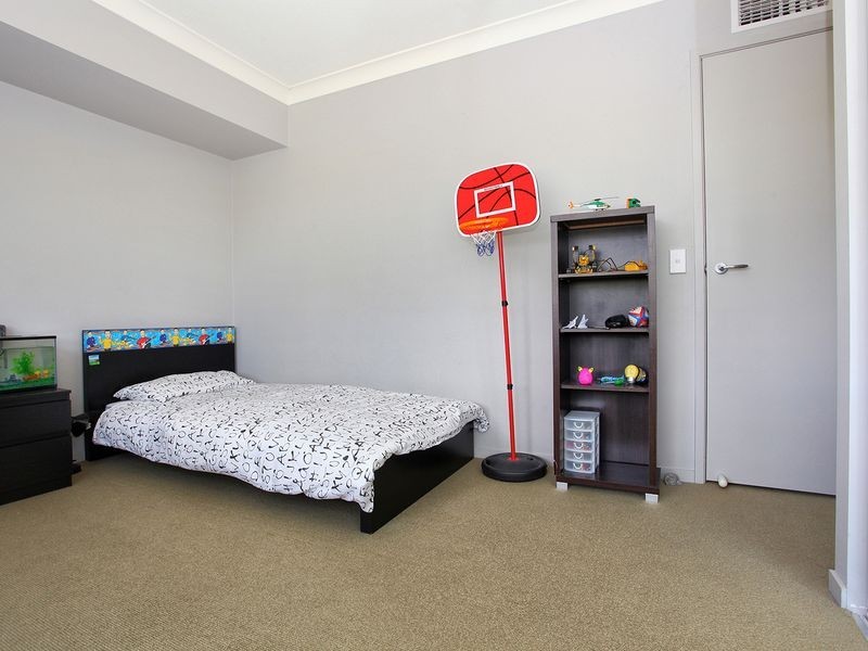 1108/33 Clark Street, Biggera Waters QLD 4216