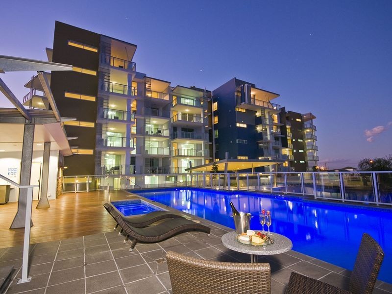 1306/10 Fifth Avenue, Palm Beach QLD 4221