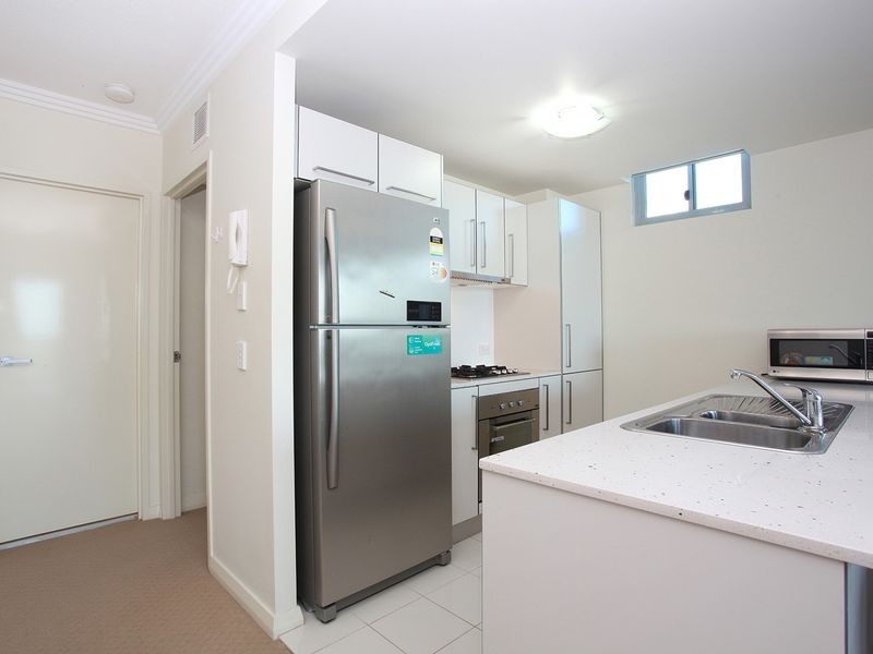 1306/10 Fifth Avenue, Palm Beach QLD 4221