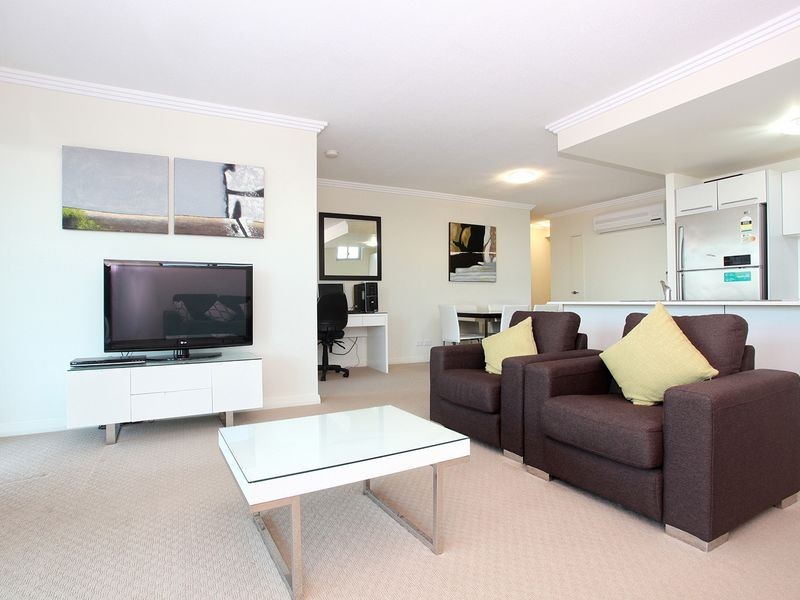 1306/10 Fifth Avenue, Palm Beach QLD 4221