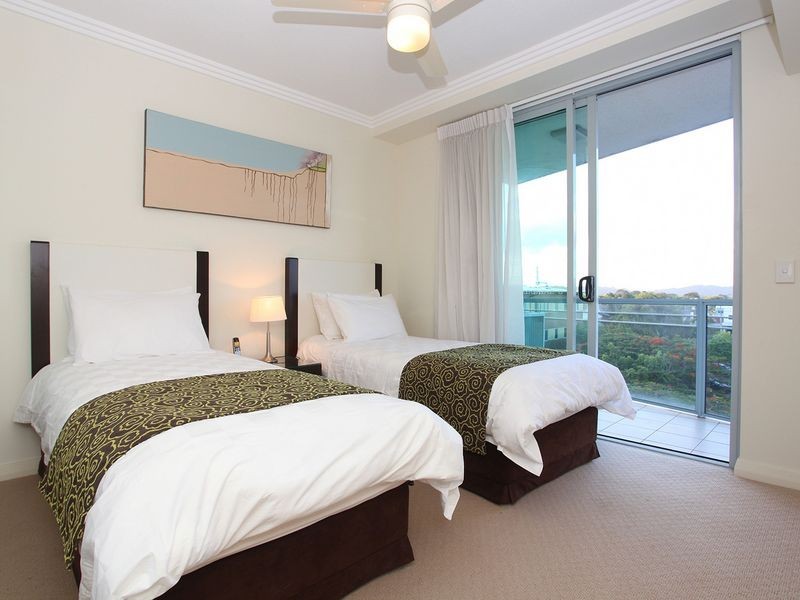 1306/10 Fifth Avenue, Palm Beach QLD 4221