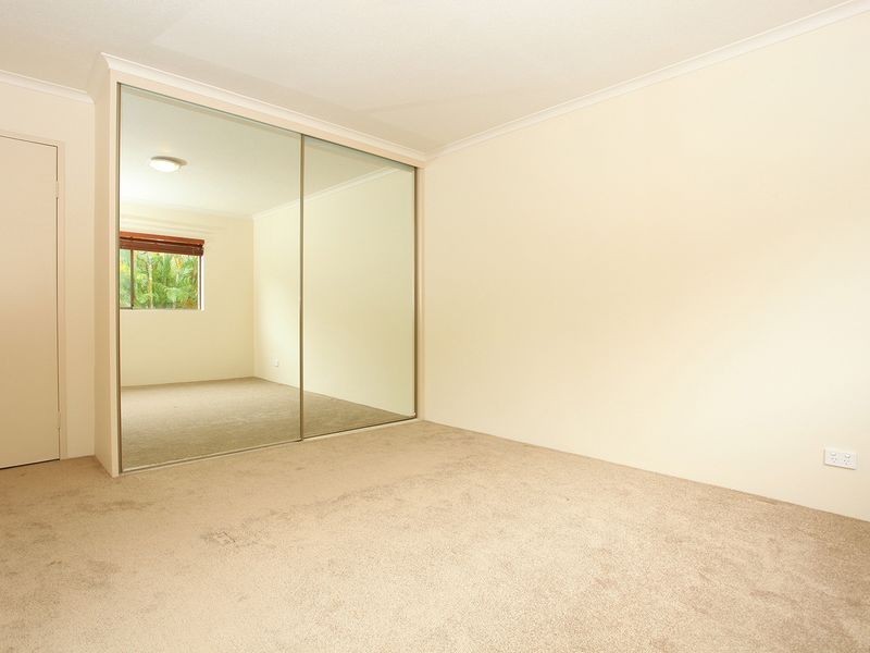 22/20 Barbet Place, Burleigh Waters QLD 4220