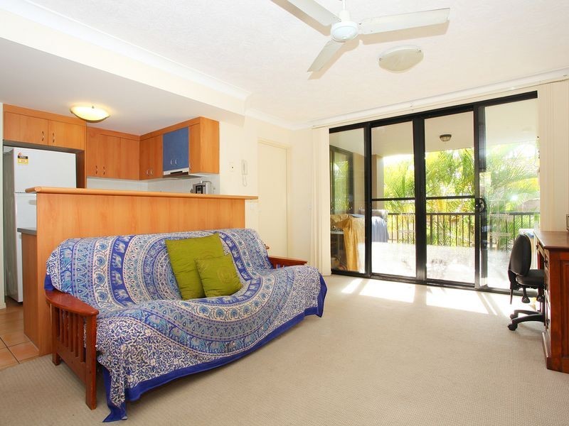 7/4 Mawarra Street, Palm Beach QLD 4221
