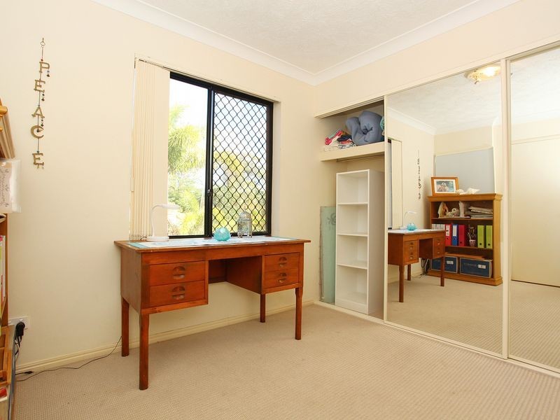 7/4 Mawarra Street, Palm Beach QLD 4221