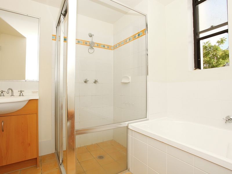 7/4 Mawarra Street, Palm Beach QLD 4221