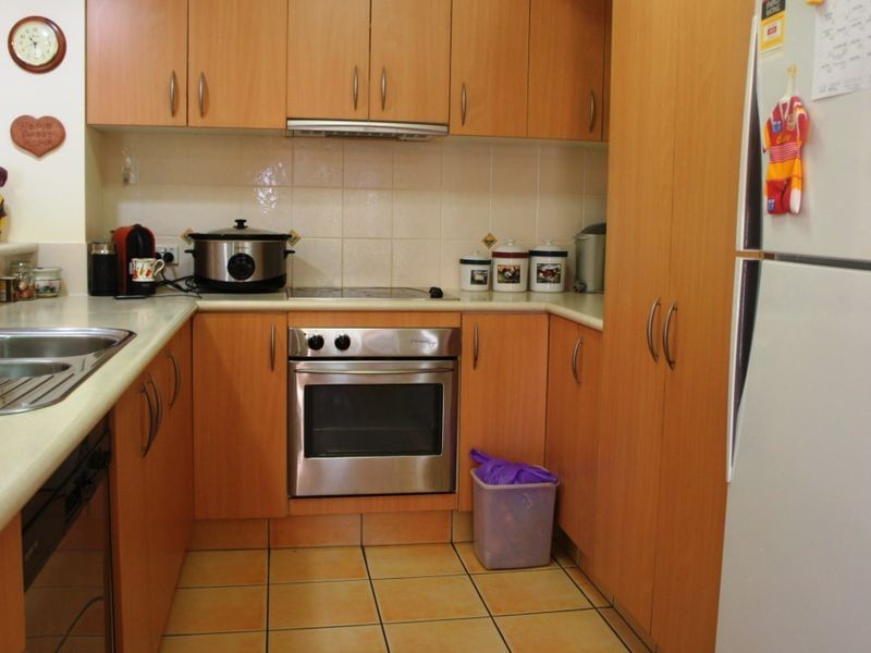 2/1040 Gold Coast Highway, Palm Beach QLD 4221