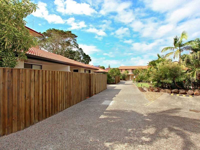 3/10 Twenty First Avenue, Palm Beach QLD 4221