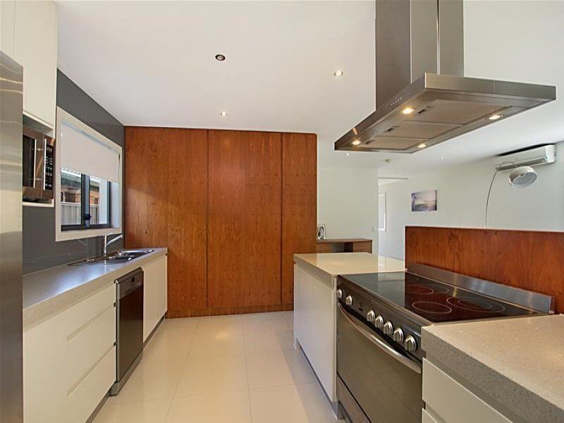 66 Philippine Parade, Palm Beach QLD 4221