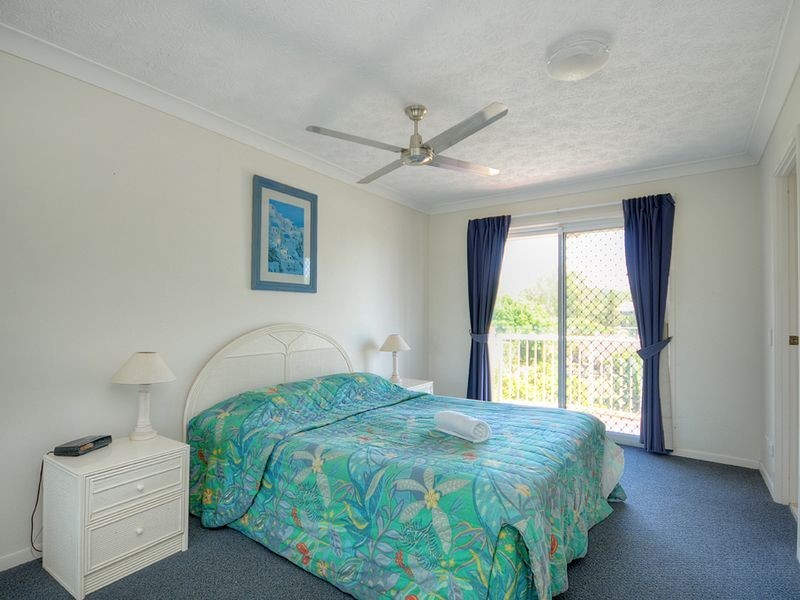 17/1 Tallebudgera Drive, Palm Beach QLD 4221