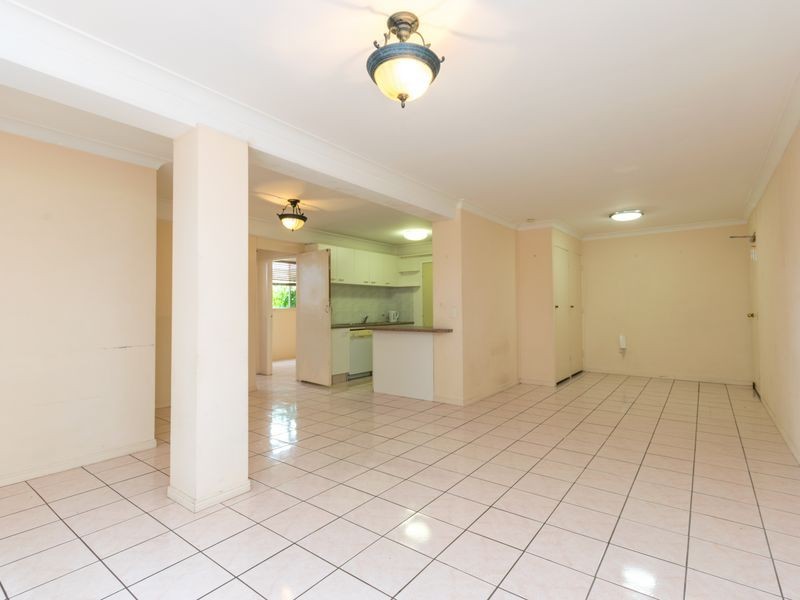 2/987 Gold Coast Highway, Palm Beach QLD 4221