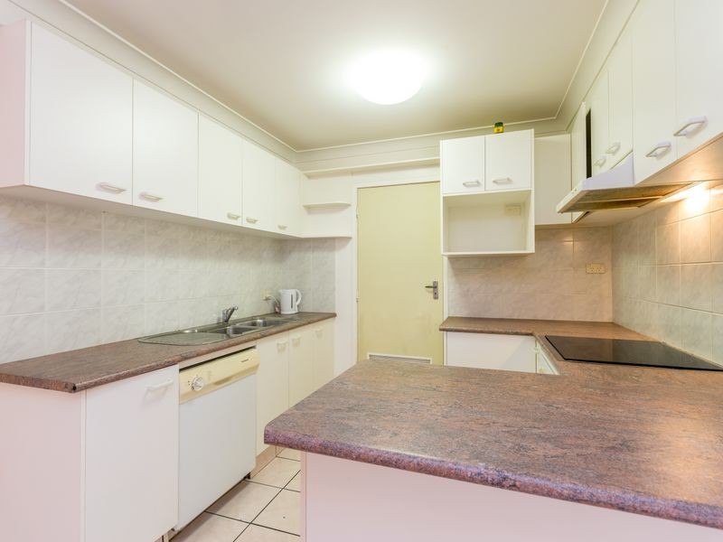 2/987 Gold Coast Highway, Palm Beach QLD 4221